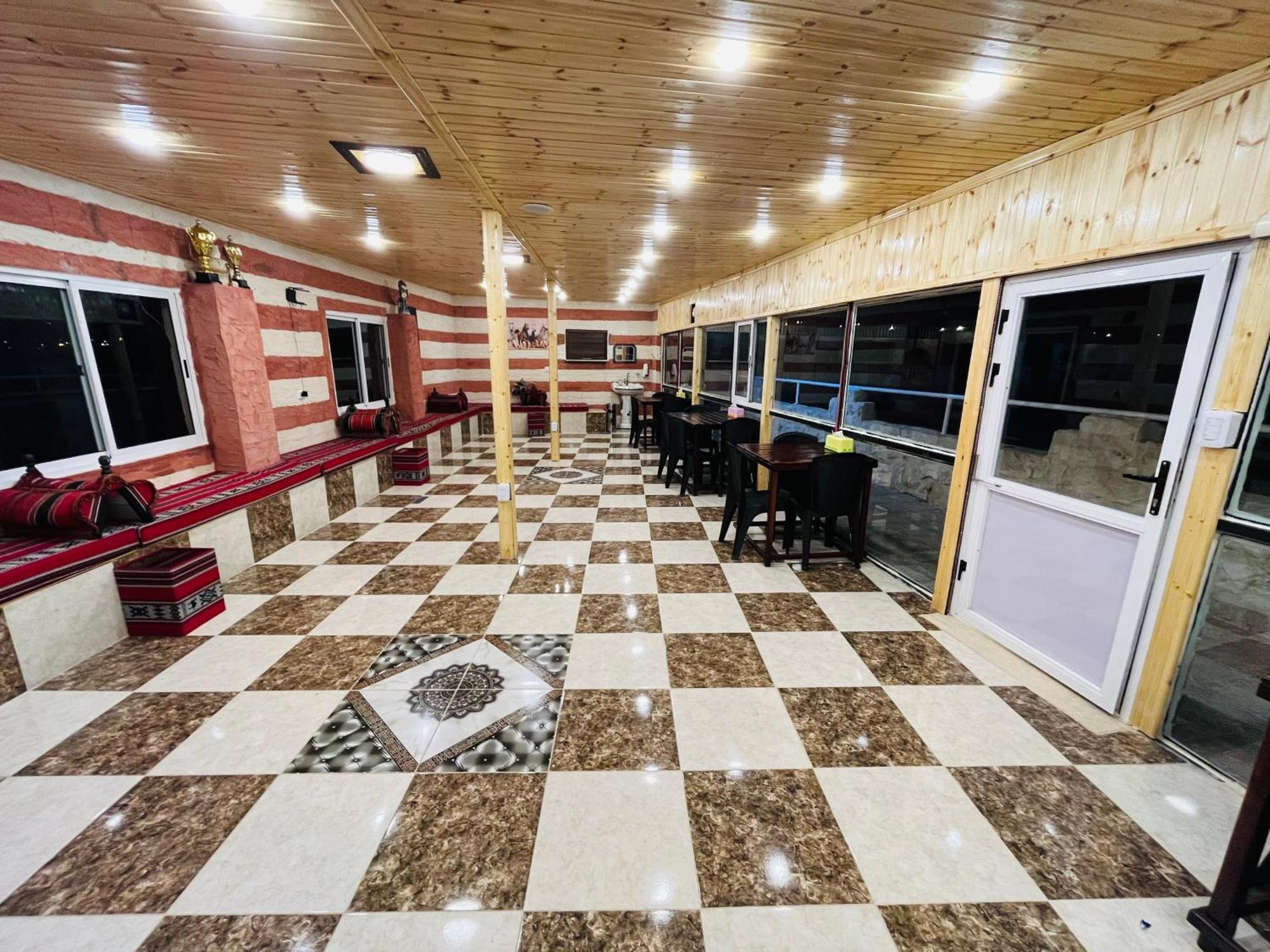 Petra Royal Ranch Bed & Breakfast Wadi Musa Bagian luar foto