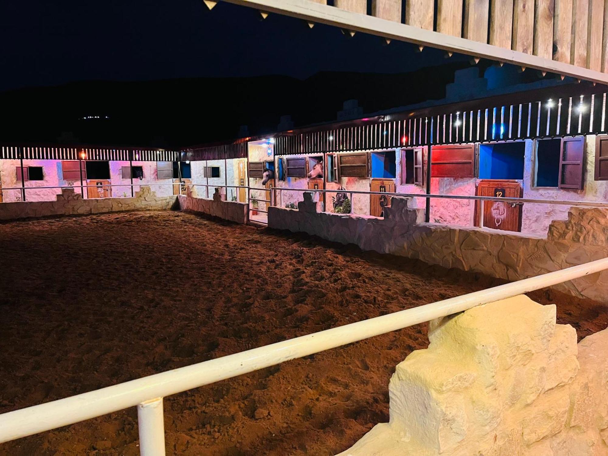 Petra Royal Ranch Bed & Breakfast Wadi Musa Bagian luar foto