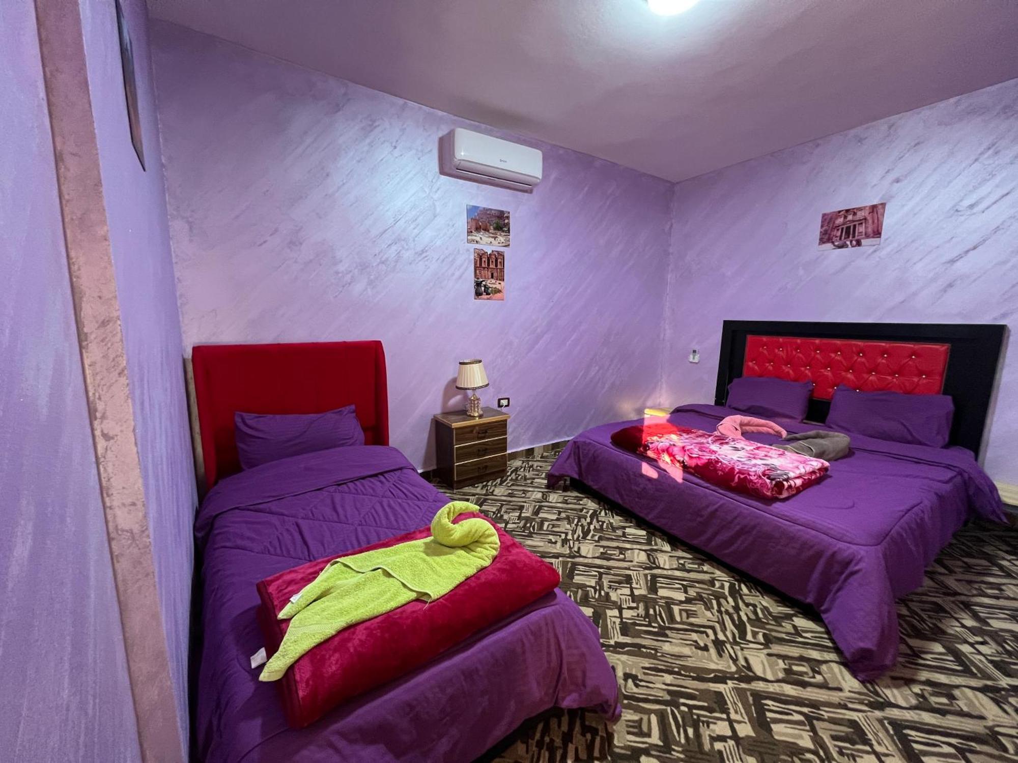 Petra Royal Ranch Bed & Breakfast Wadi Musa Bagian luar foto
